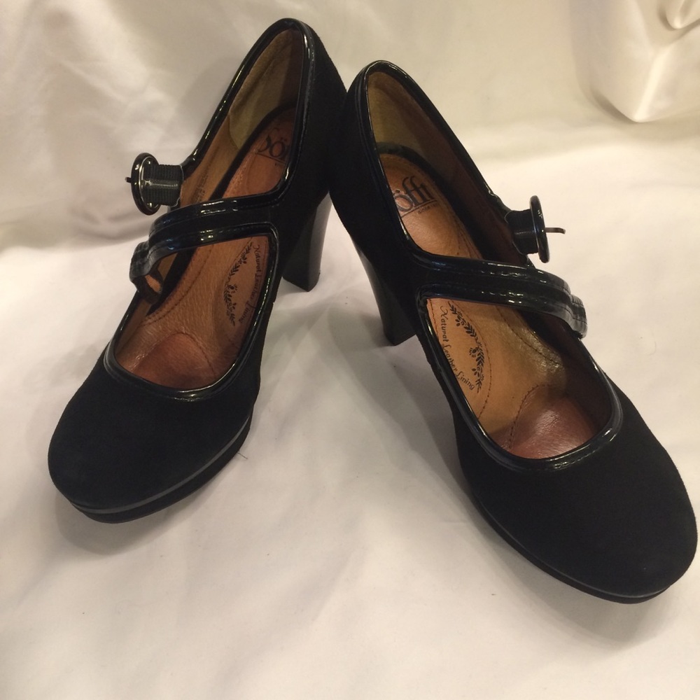 Soft MaryJanes. Size 6.5 Black